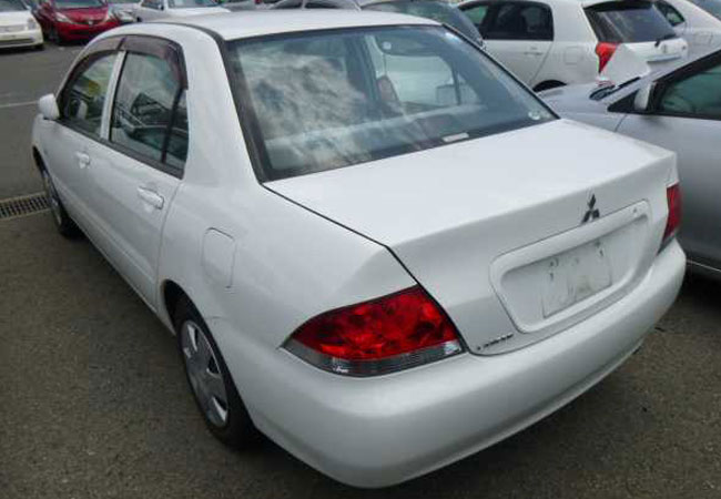 Used Mitsubishi Lancer Sedans 2008 Model In White | Used Cars Stock ...