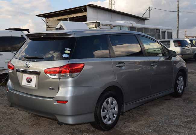 toyota wish auction japan #3