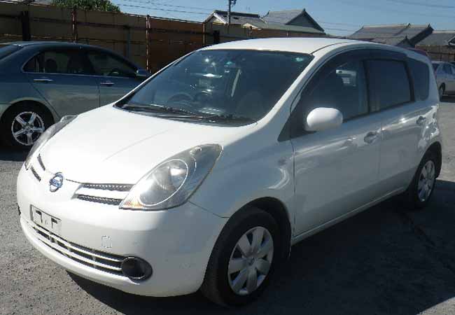 Nissan note 2005 for sale in japan