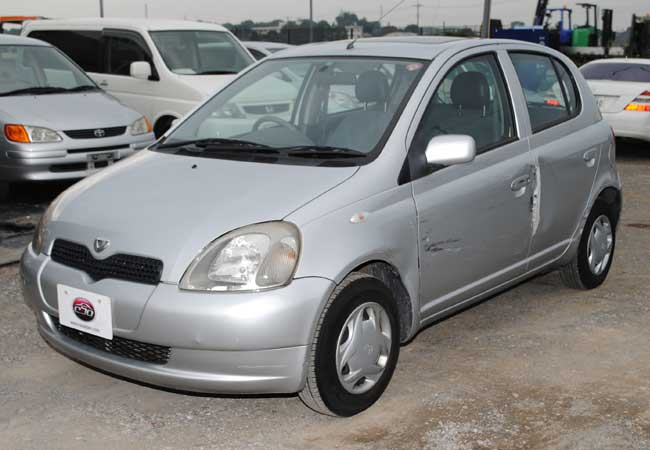 Used Toyota vitz Hatchbacks 1999 model in Silver | Used Cars Stock ...