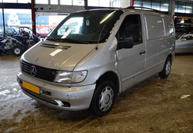 Used left hand drive mercedes vito #5