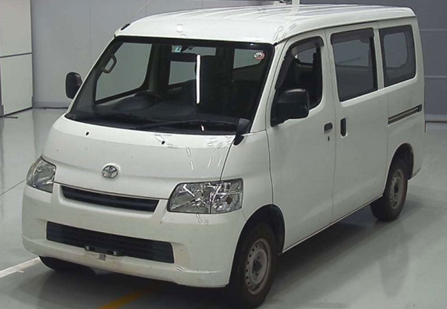 Toyota lite ace van