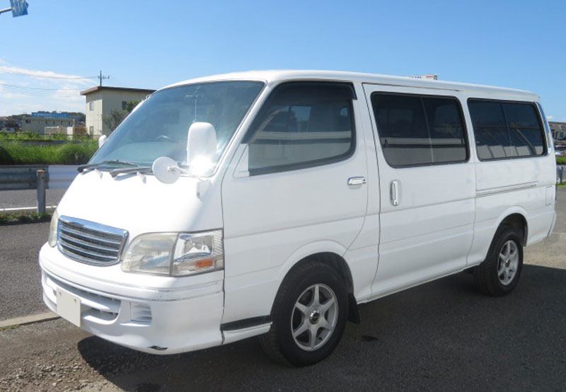 Toyota hiace 106